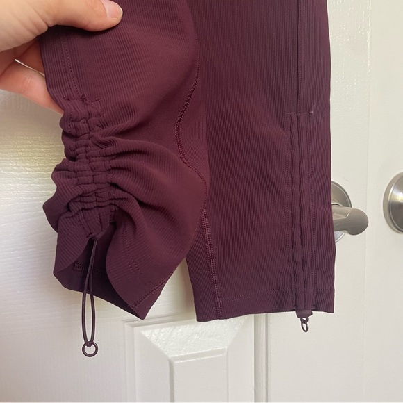 Lululemon Trail Trekker High Rise Tight 25” - Picture 9 of 9